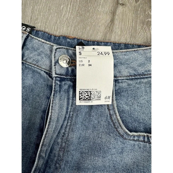 NWT Divided by H&M Shorts Womens Size 2 High Waist Mom Pocket Denim - Picture 4 of 4